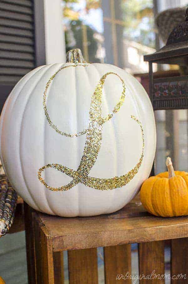 Have a fun Halloween with Easy Pumpkin decorating ideas, no carve needed