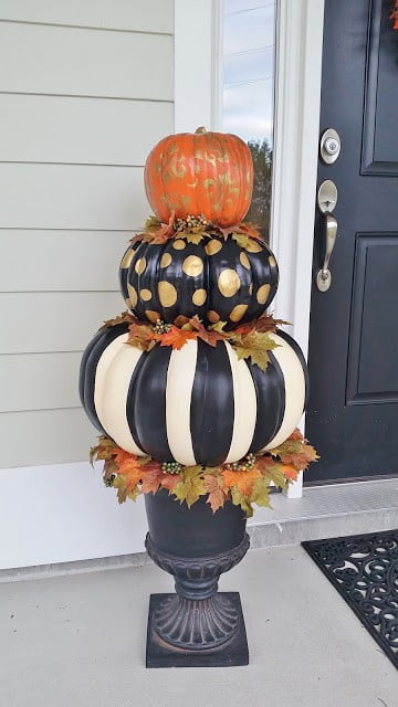 Have a fun Halloween with Easy Pumpkin decorating ideas, no carve needed